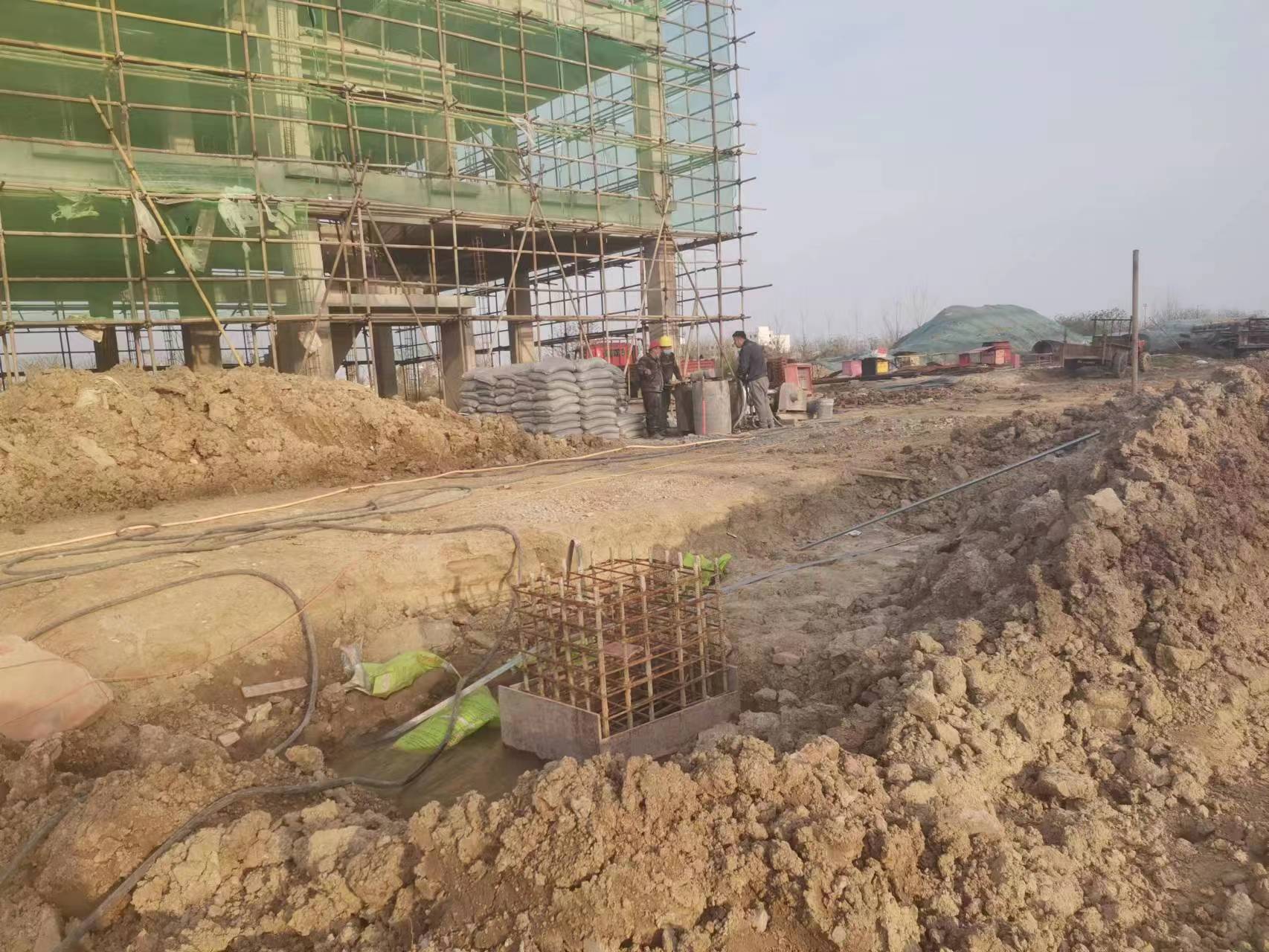 甘洛当桥梁出现裂缝的时候应该及时加固修补